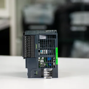 TM221CE16R - PLC - Schneider Electric